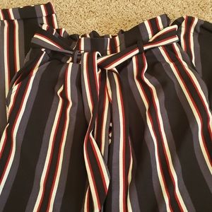 Pants with beautiful shapes